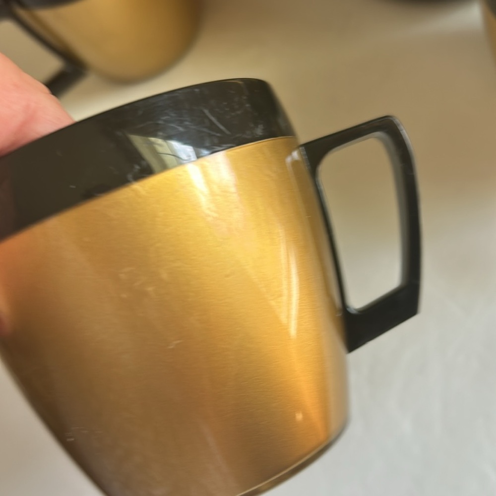 West End Thermo-Serve Carafe and Mugs - Picture 7 of 8